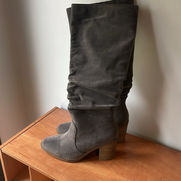 Universal Thread slouch boot - Picture 3 of 6